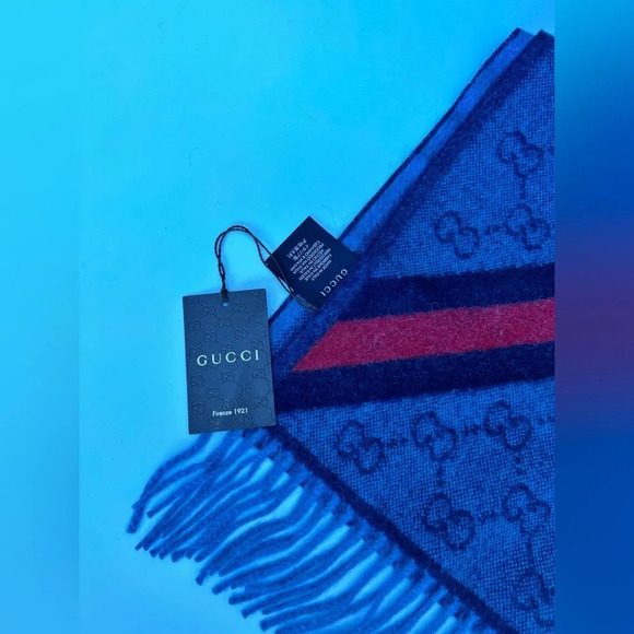 New With Tags Gucci Nikky Wool Alpaca Monogram Web Blue Scarf Shawl Fringe - Picture 4 of 11